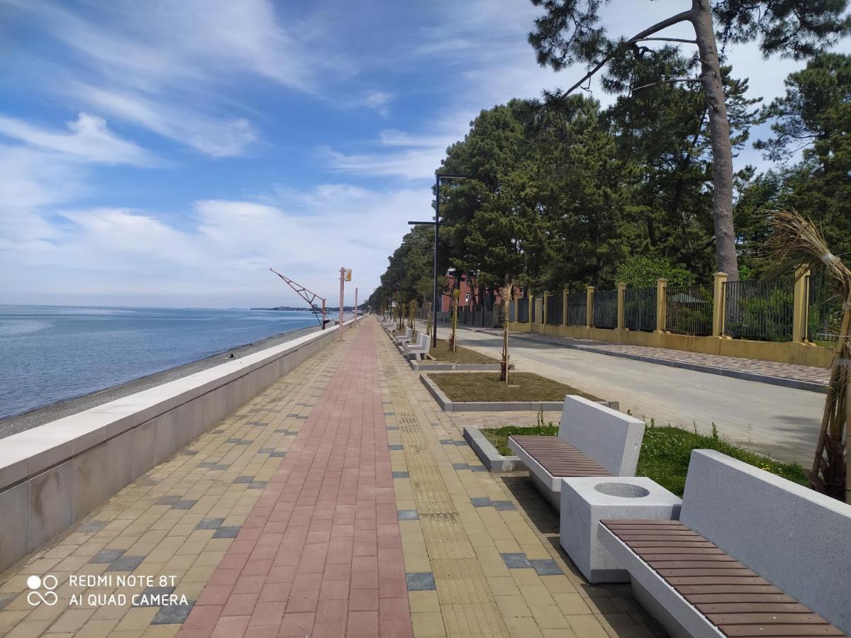Seaside Apartment Kobuleti ภายนอก รูปภาพ